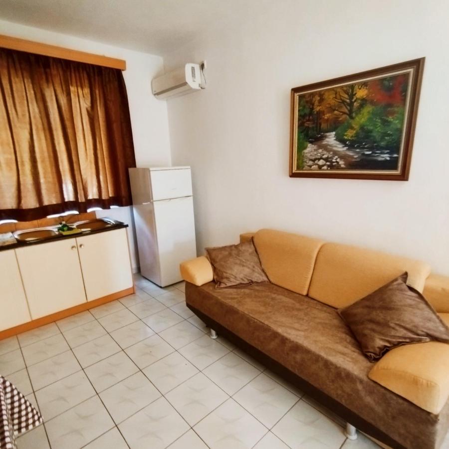 Mejdi Apartments Sarandë Exteriér fotografie