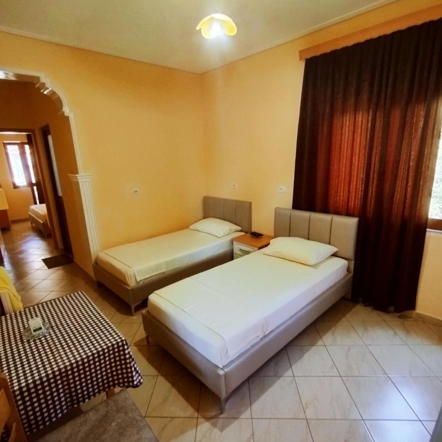 Mejdi Apartments Sarandë Pokoj fotografie