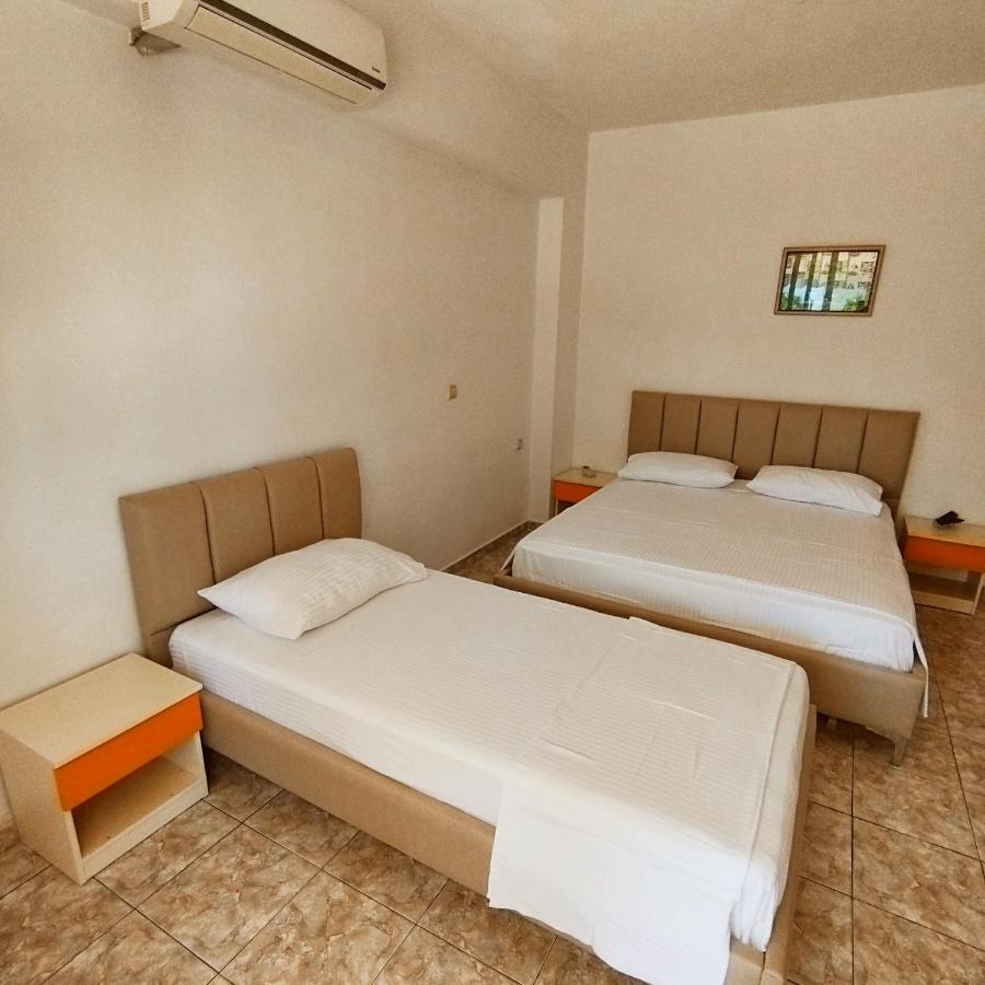 Mejdi Apartments Sarandë Pokoj fotografie