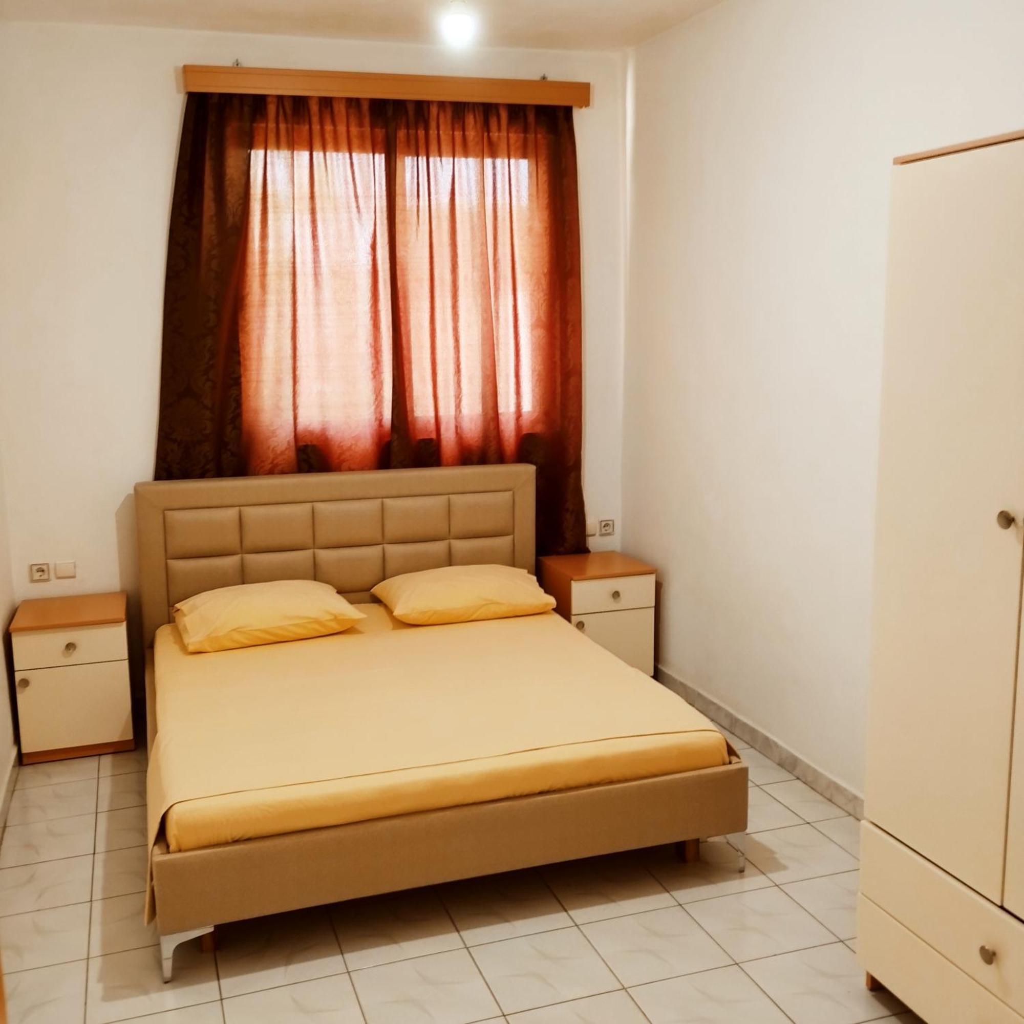Mejdi Apartments Sarandë Pokoj fotografie