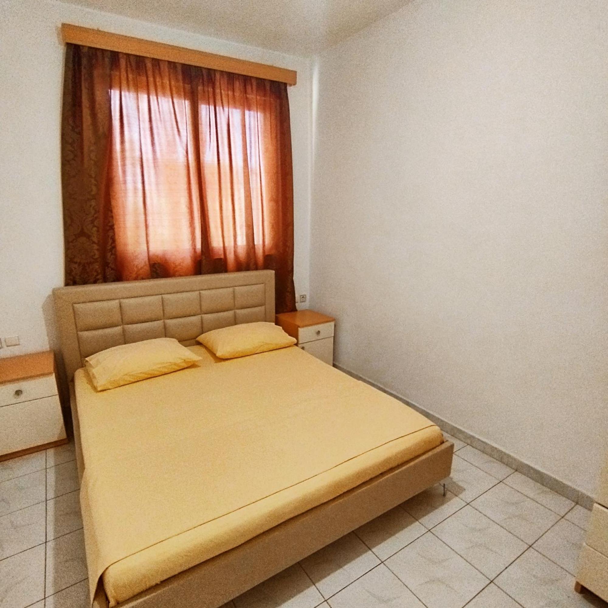 Mejdi Apartments Sarandë Pokoj fotografie